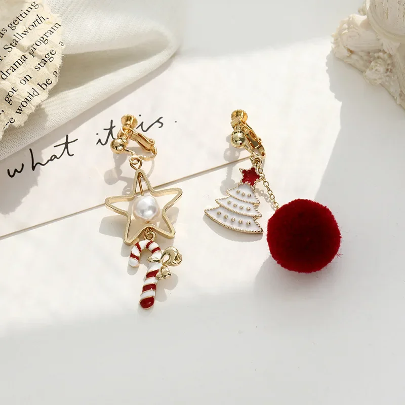 Pendientes con Clip para árbol de Navidad para mujer, aretes sin Piercing, estrella, bola roja asimétrica