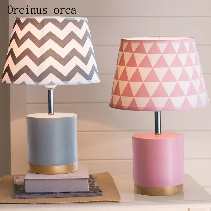 

Nordic concise modern desk lamp bedroom bedside lamp warm led personalized creative pink desktop decorative table lamp