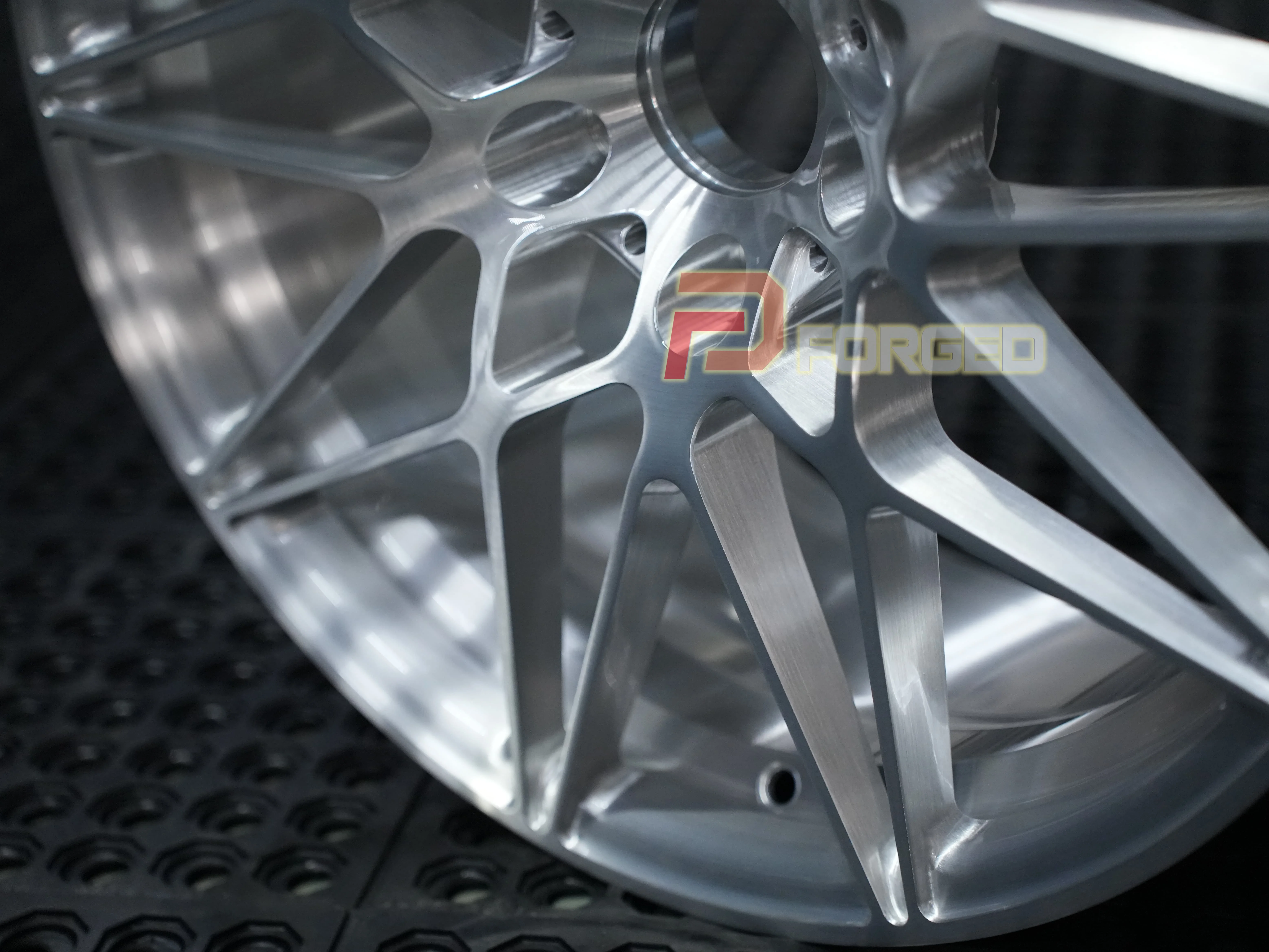 Custom Forged Alloy Wheels for  M3 E90 E92 E93 E36 E46 M2 F87  4 Series F32 F33 F36 3 Series F30 F31 F34 E90 E91 LCI view 4