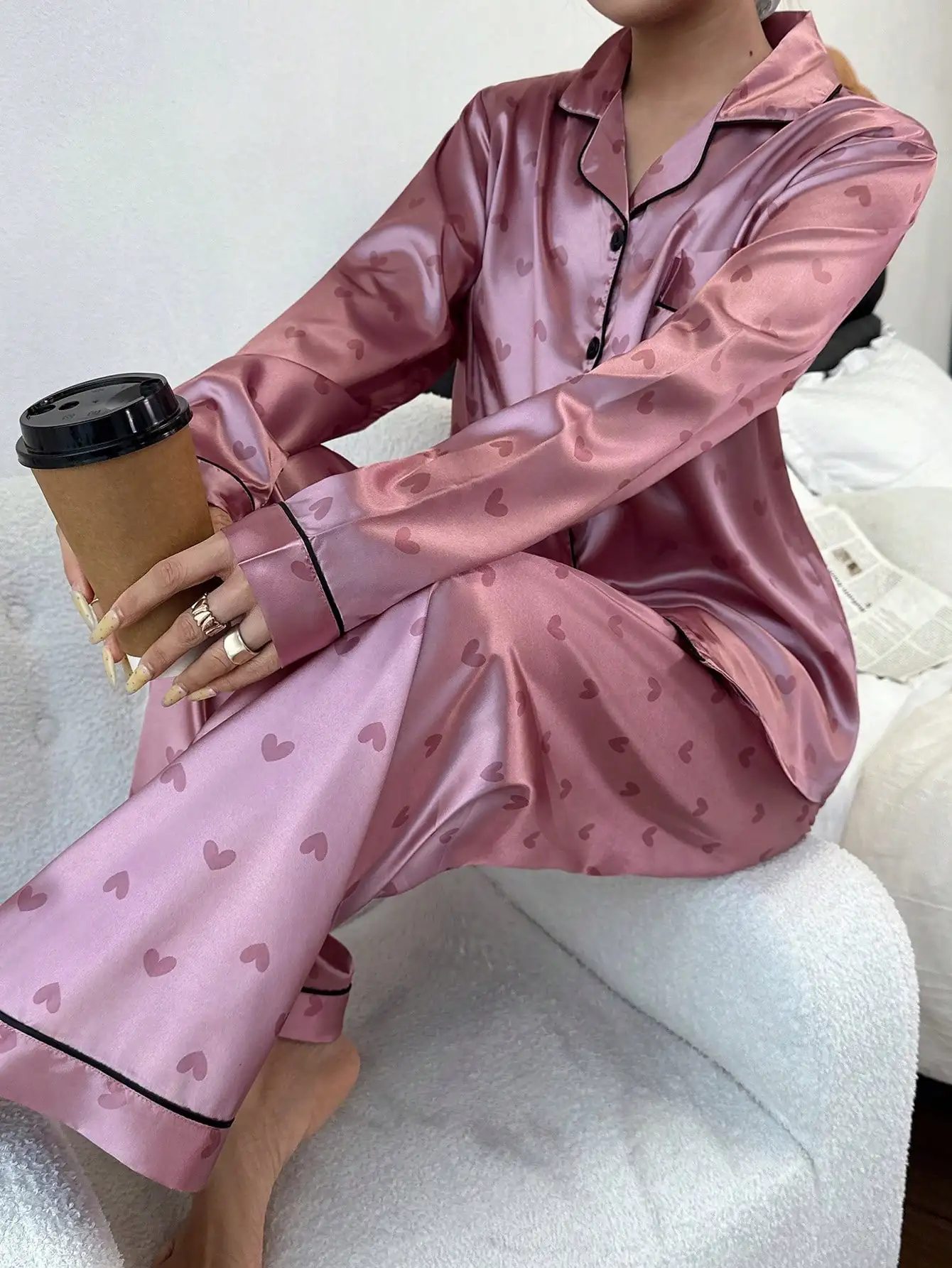 Women Pajamas Satin-Like Heart Print Long Sleeve & Pants Pajama Set Lapel Neck Sleepwear Pjamas for Women Pijamas Pant Sets