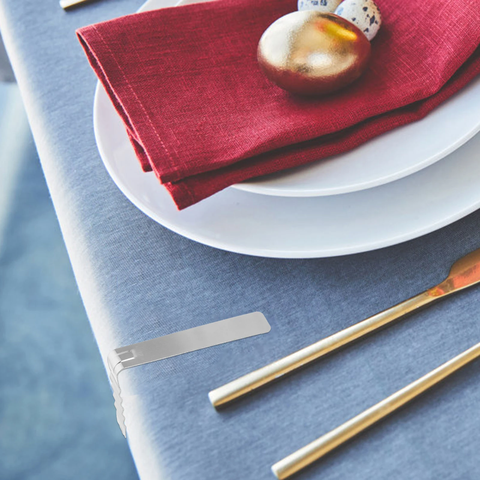 

24pcs Tablecloth Clips Triangle Windproof Stainless Steel Table Cloth Fixing Clips For Outdoor Picnic Tables Rustproof