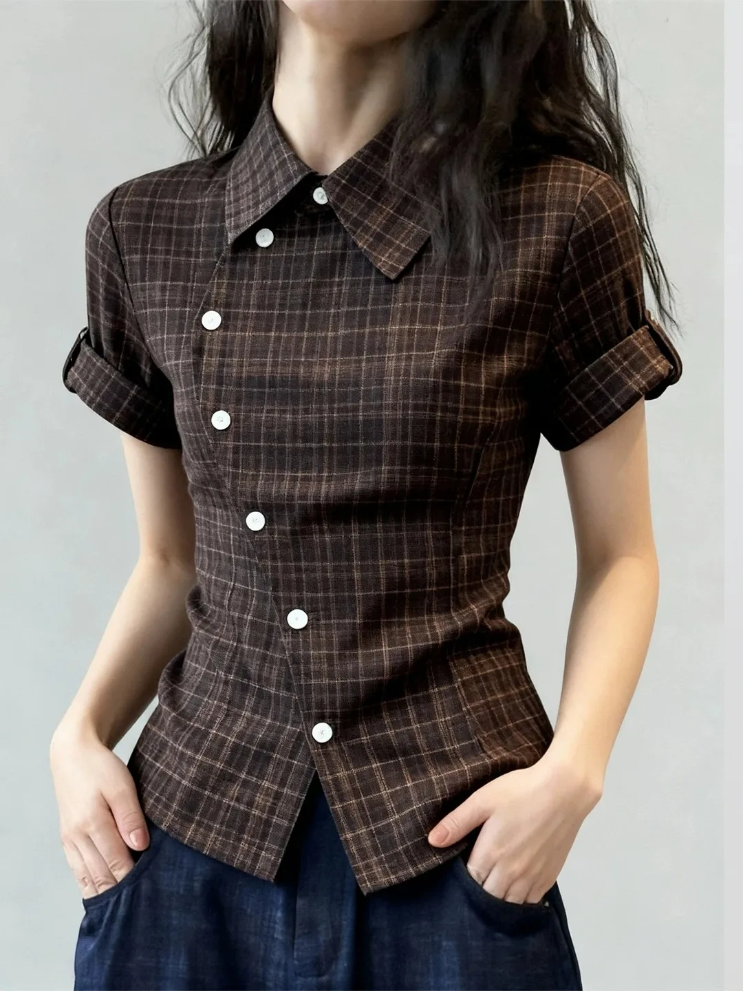 Retro American Plaid Short Sleeve  Shirt Women's Slim Fit Summer 2026 Trendy Age-Defying T-Shirt Upper Body