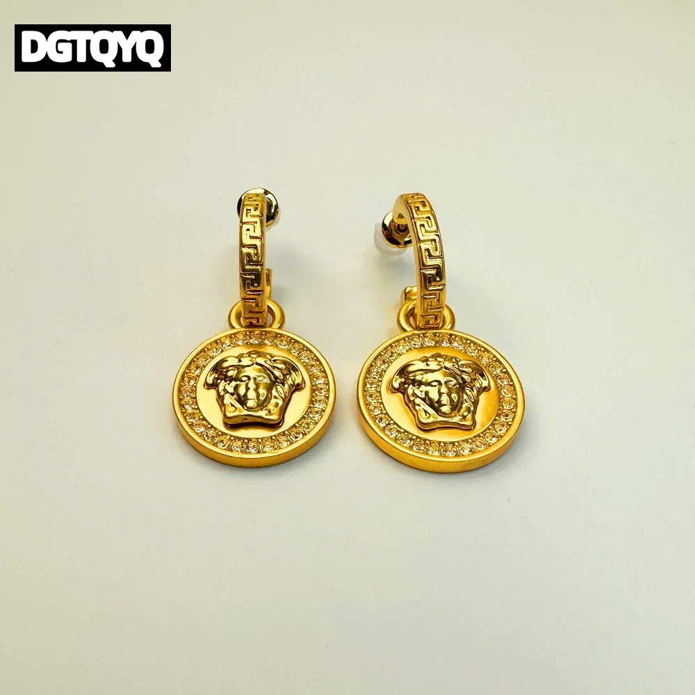 DGTQYQ Retro Head Shaped Dangle Earrings Silver Needle Coin Avatar Embedded with Round Diamonds Unique Design Luxury Earrings
