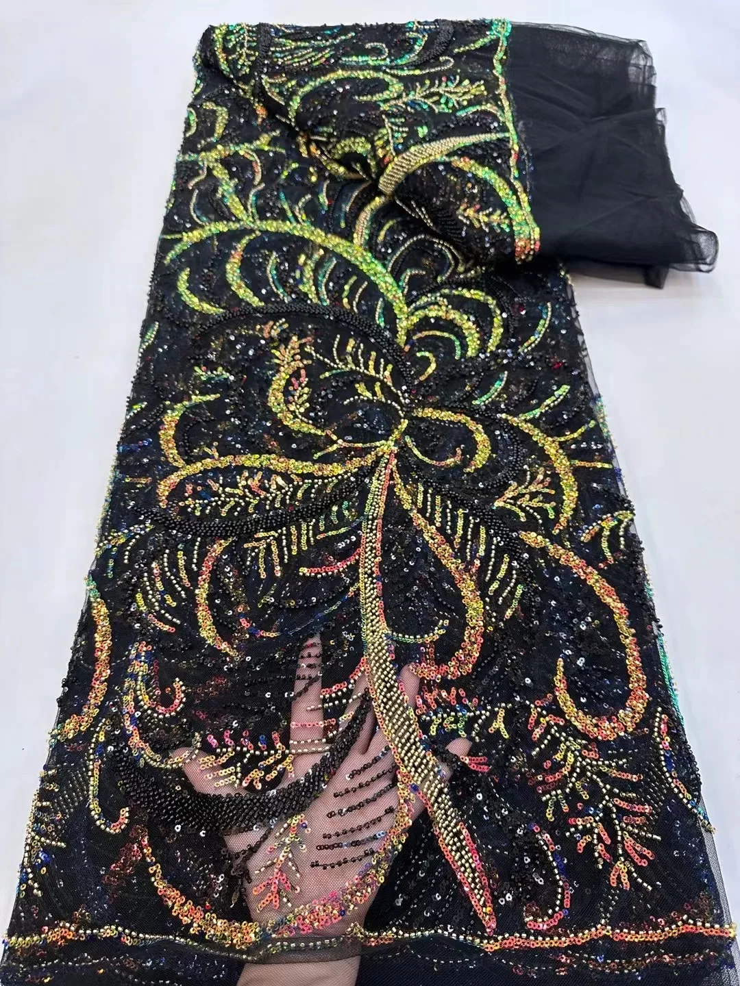 

Latest Africa Embroidered Tulle Net Fabric with Beads High Quality Luxury Sequins Net Lace Evening Party Dress ARF5741