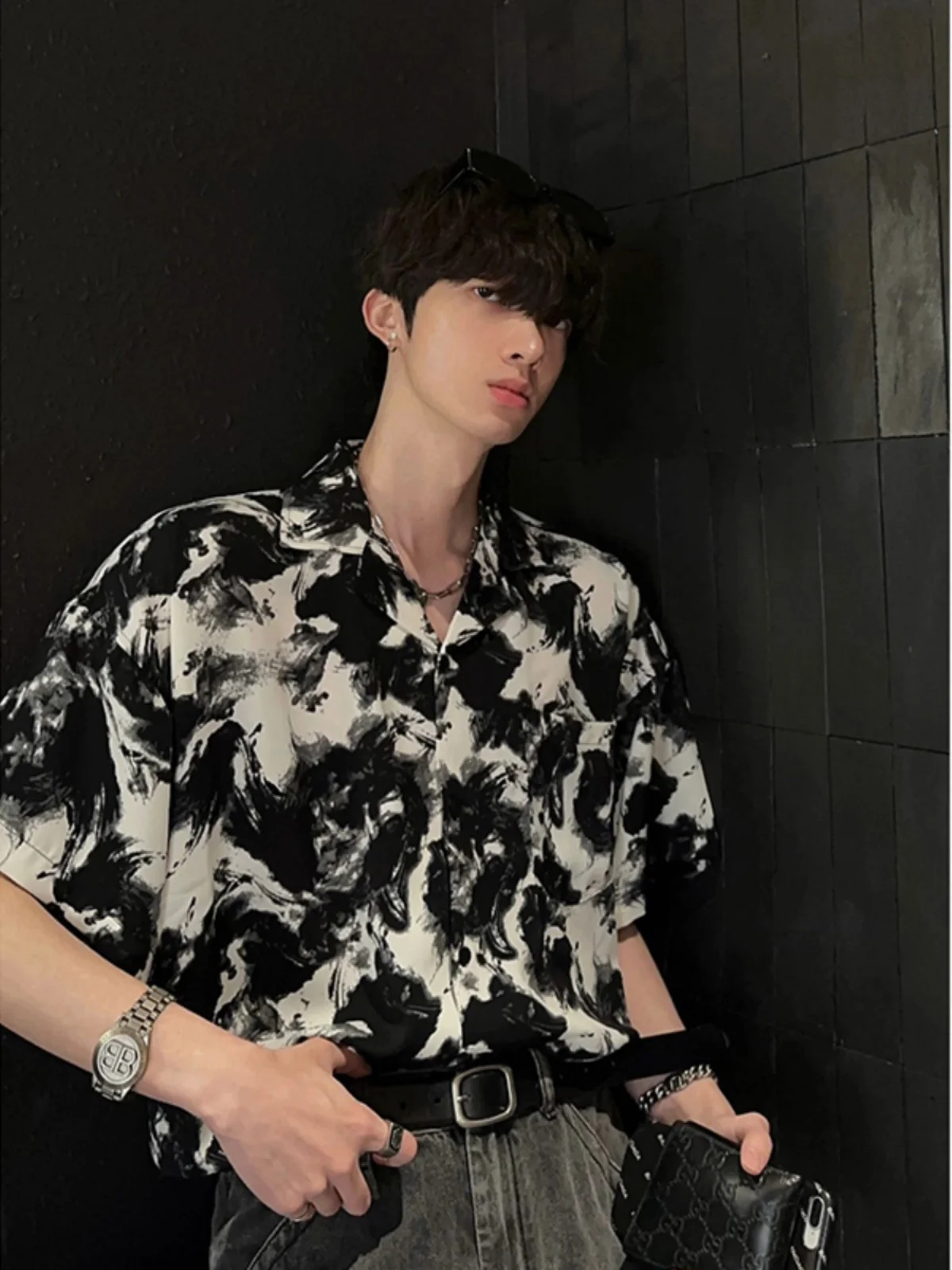 

Летняя молодежная рубашка с кубинским воротником и коротким рукавом, в пляжном стиле, мужская, свободного кроя, модная, с ярким узором, повседневный топ