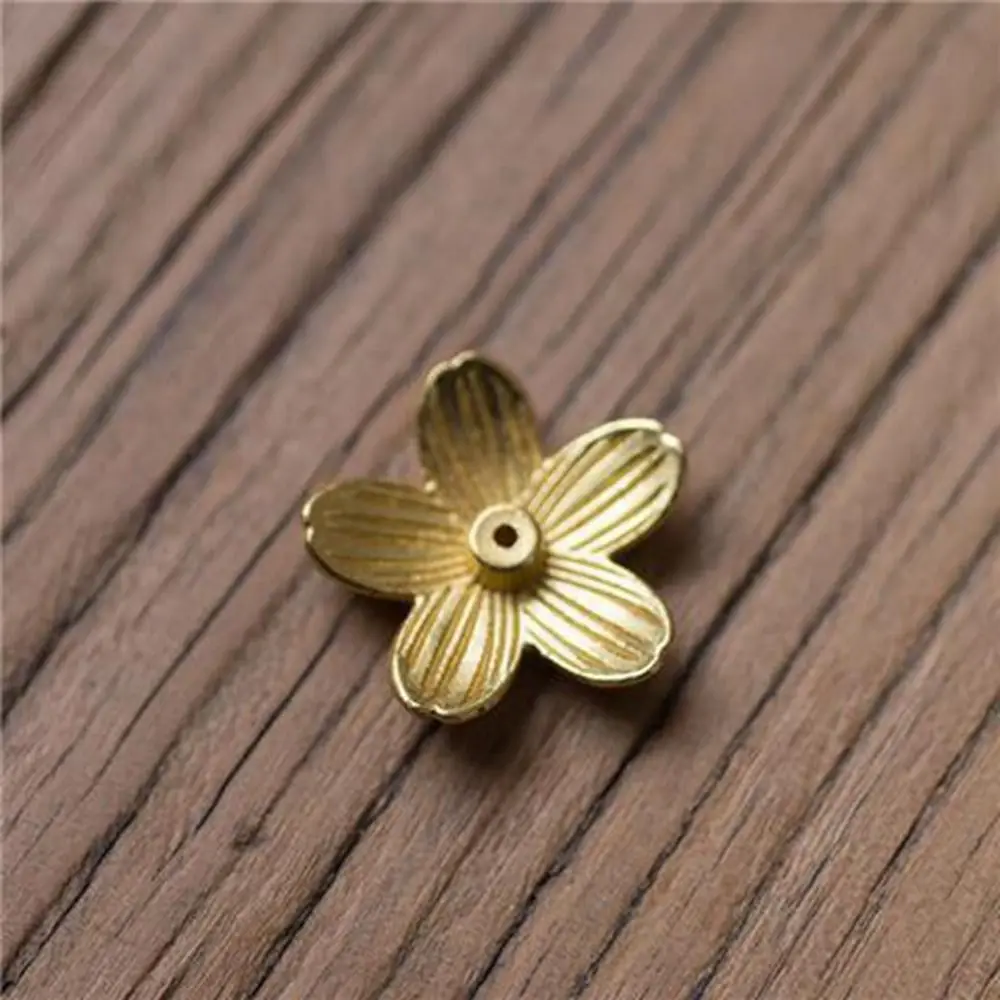 Small Sakura Incense Stick Holder Cute Handmade Sakura Incense Insertion Alloy Craft Cherry Flower Incense Tray Home Decor