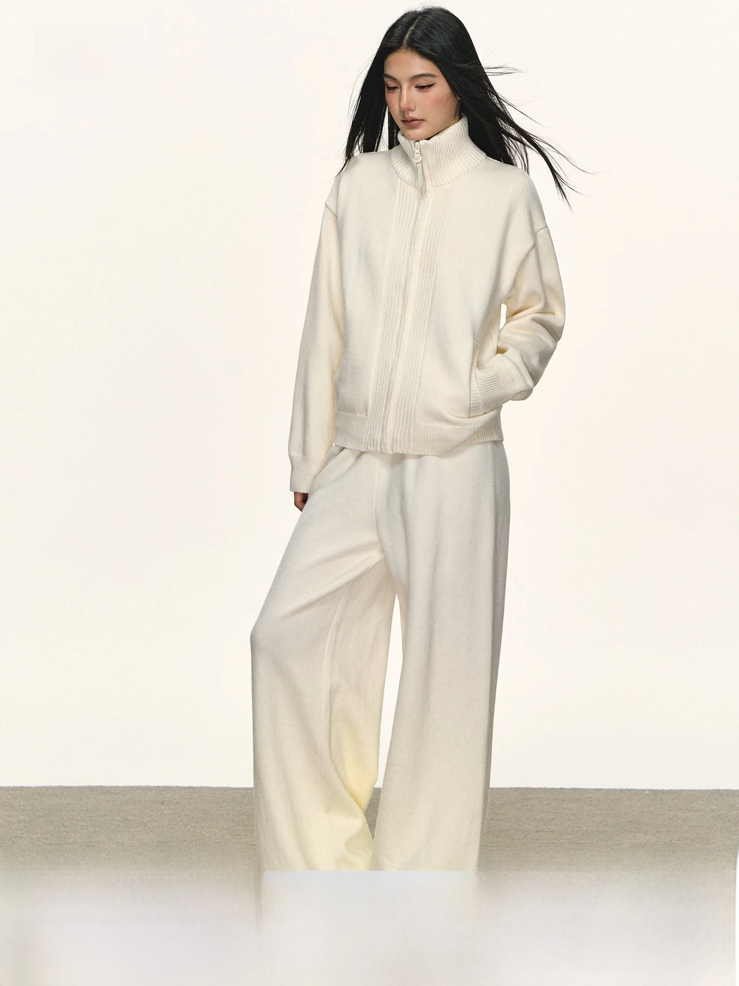 

Женский вязаный свитер Anna Aneae и свободные повседневные брюки, комплект из двух предметов, кардиган на молнии с воротником-стойкой, осенний...