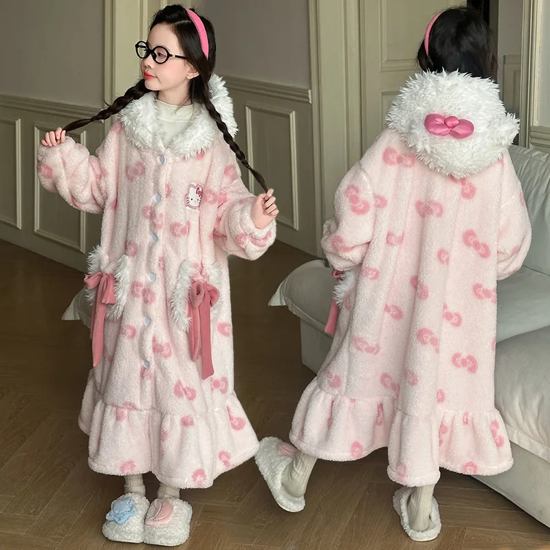 Hello Kittys Pajamas Sanrios Girl Coral Fleece Hooded Long Style Nightgown Thicken Winter Nightgown Wear Outside Lounge Clothes