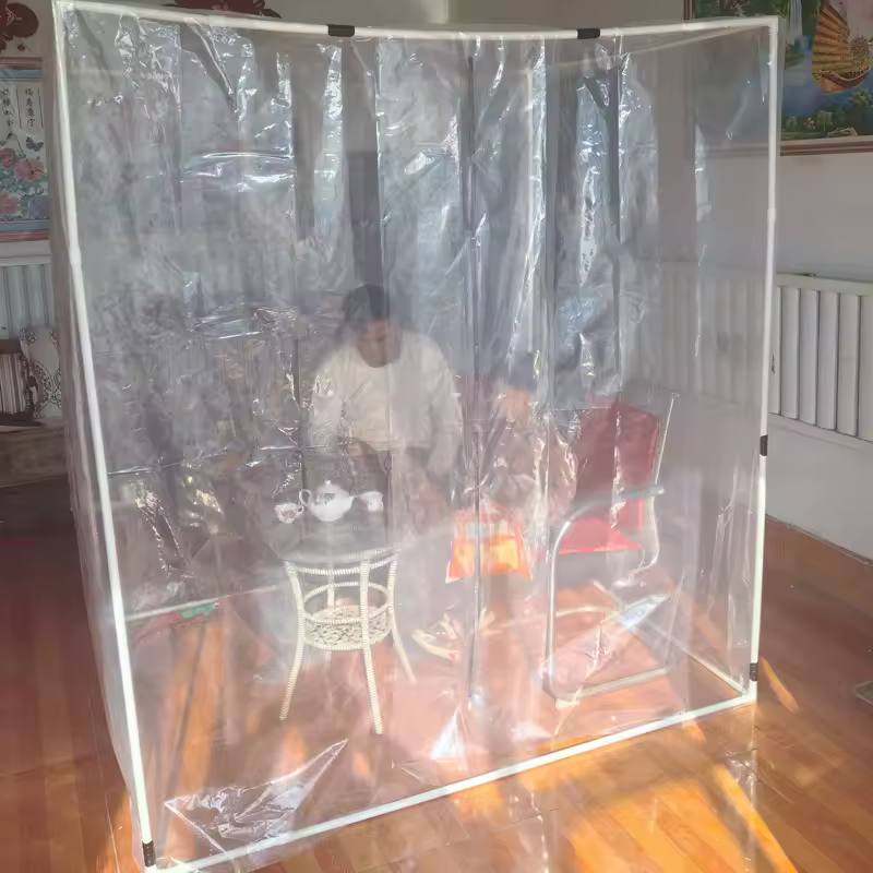 따뜻한 버블 텐트 안에서