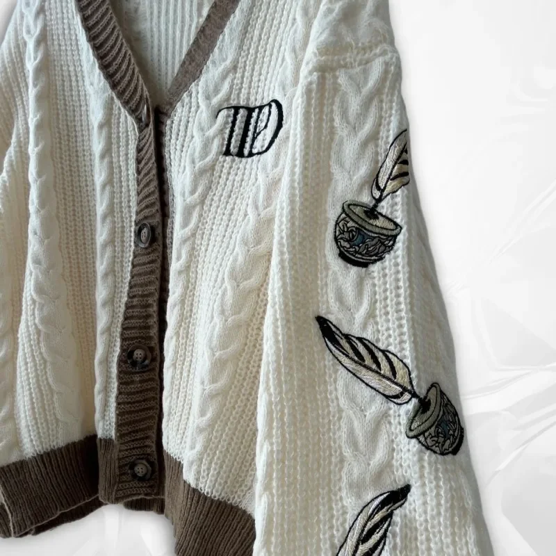 Cardigã de malha bordado para mulheres, encaixe solto, suéteres de alta qualidade Y2K, regulai fit, cardigans bege feminino, outono e inverno, 2024