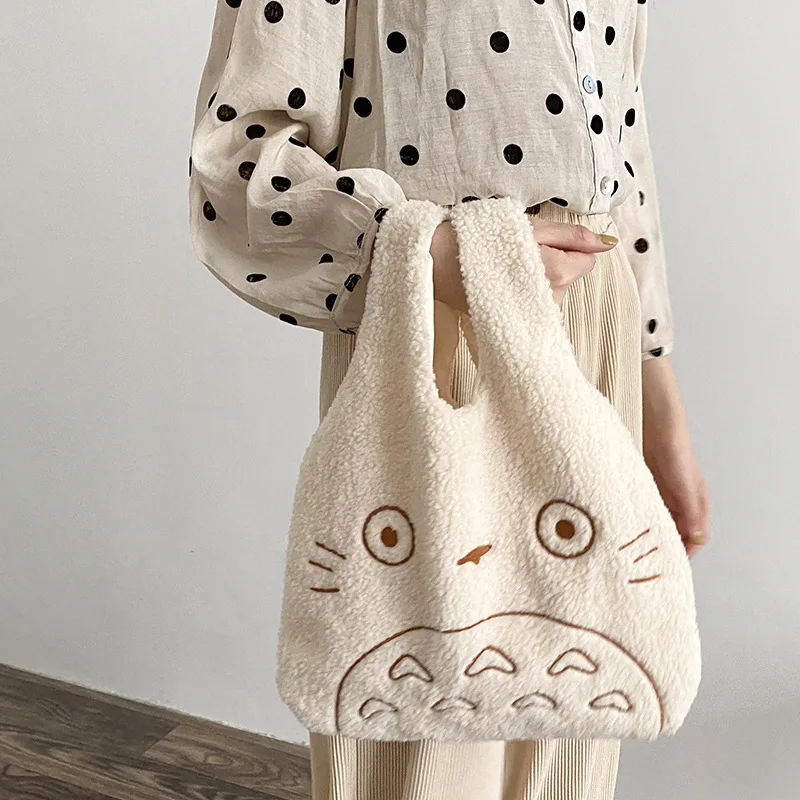 

Fashionable Soft and Cute Plush Tote Bag, New Ins Leisure Walking Bag, Large Capacity Bag