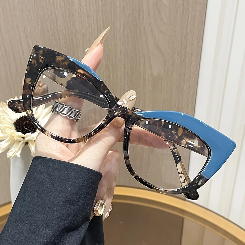 نظارات عين القطة الأنيقة مع ميزات حجب الضوء الأزرق الفريدة من نوعها، نظارات على الطراز القديم مصممة للنساء مع نمط كتلة الألوان