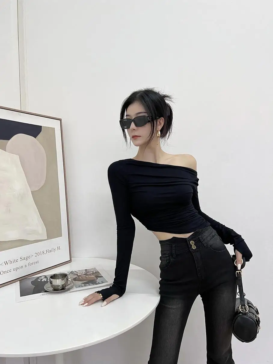 2023 new women's clothing Hong Kong-style collarbone asymmetrical diagonal collar T-shirt