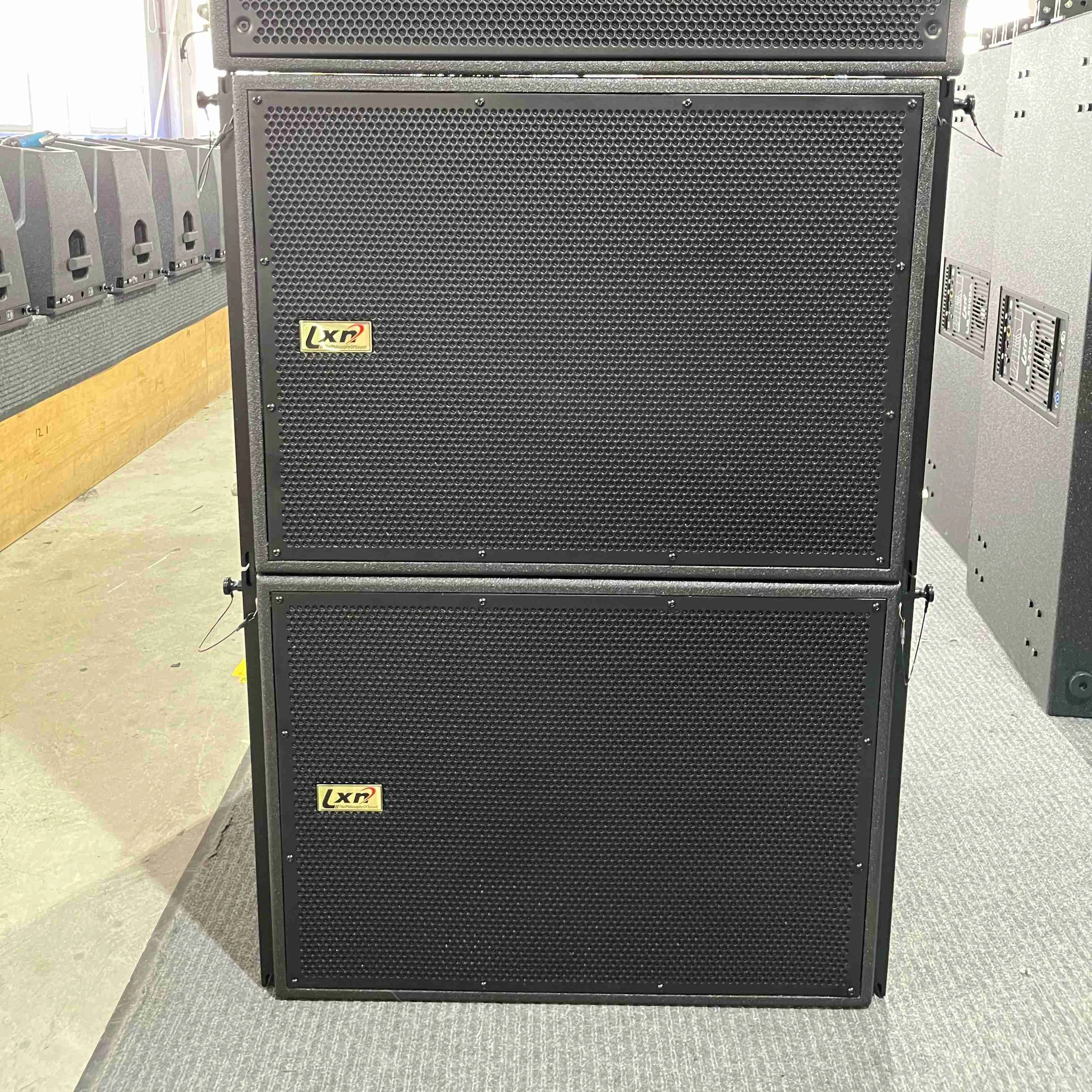 

18-дюймовый динамик SUBWOOFER BASS BOX Super Bass с усилителем, уличный динамик для вечеринок, танцев, большой бас, низкочастотный динамик Sub