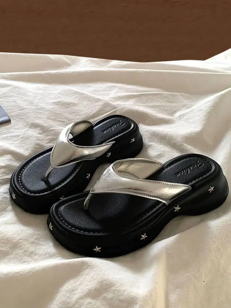 

Thick Soled Flip Flops For Women Summer Outdoor Ins Anti Slip Women Slippers Style Casual Sandals