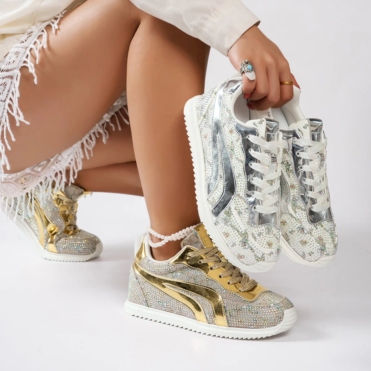 

2026 Spring Autumn New Women's Fashion Sequin Decorated Anti-Slip Sports Shoes Breathable Casual Thick-soled Casual Sports Shoes