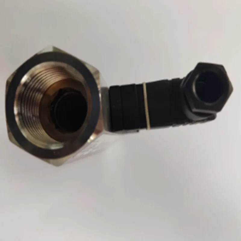 مفتاح ضغط جديد وأصلي 100% 0711-339.4 شحن سريع عبر FedEx أو DHL Express!