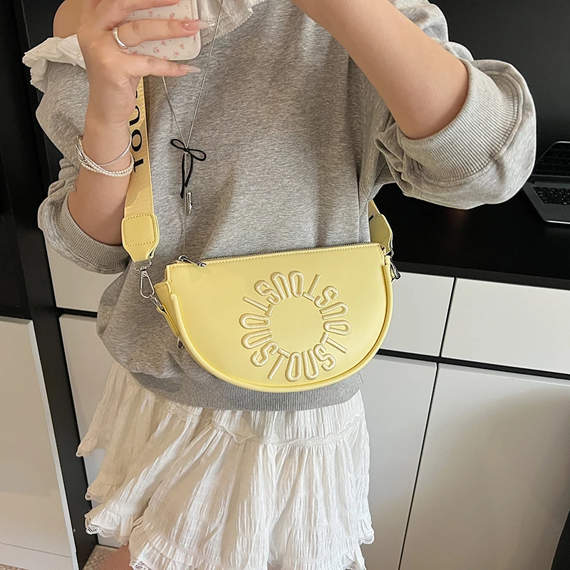 

Underarm Bag 2025 Summer PU Leather One Size Zipper Women's Bag One Shoulder Crossbody Handbag Versatile for Multiple Occasions​