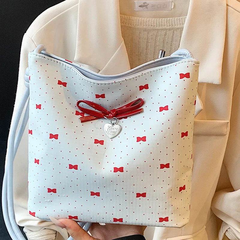 

Корейская сумка-ведро с бантом для женщин, новинка лета 2025, органайзер для ручной переноски под мышками, шикарная мини-сумка на плечо, модная эстетичная сумка