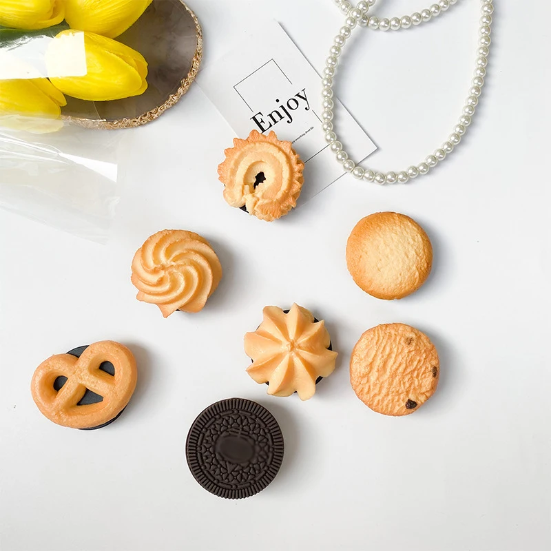 Cute Funny Food Cookies Folding Mobile Phone Grip Holder Socket Pocket Support for IPones Finger Ring Griptok Expanding Stand