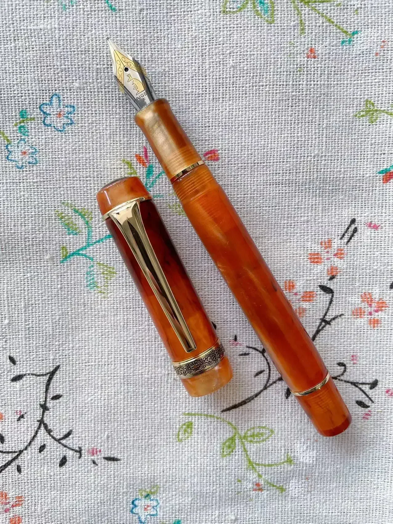 Smooth Kaigelu 316 Acrylic Fountain Pen Lemon Long Knife Nib Beautiful Marble Amber Pattern Ink Pen Writing Office Business Gift