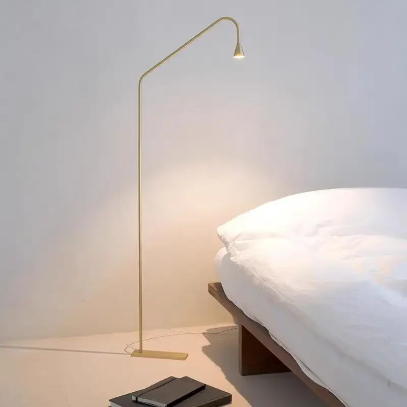 Modern Austere Wall Lamp Gold Long Arm Sconce Spotlight Nordic Minimalist Bedroom Bedside Reading Light Aisle Office Deco Ambien