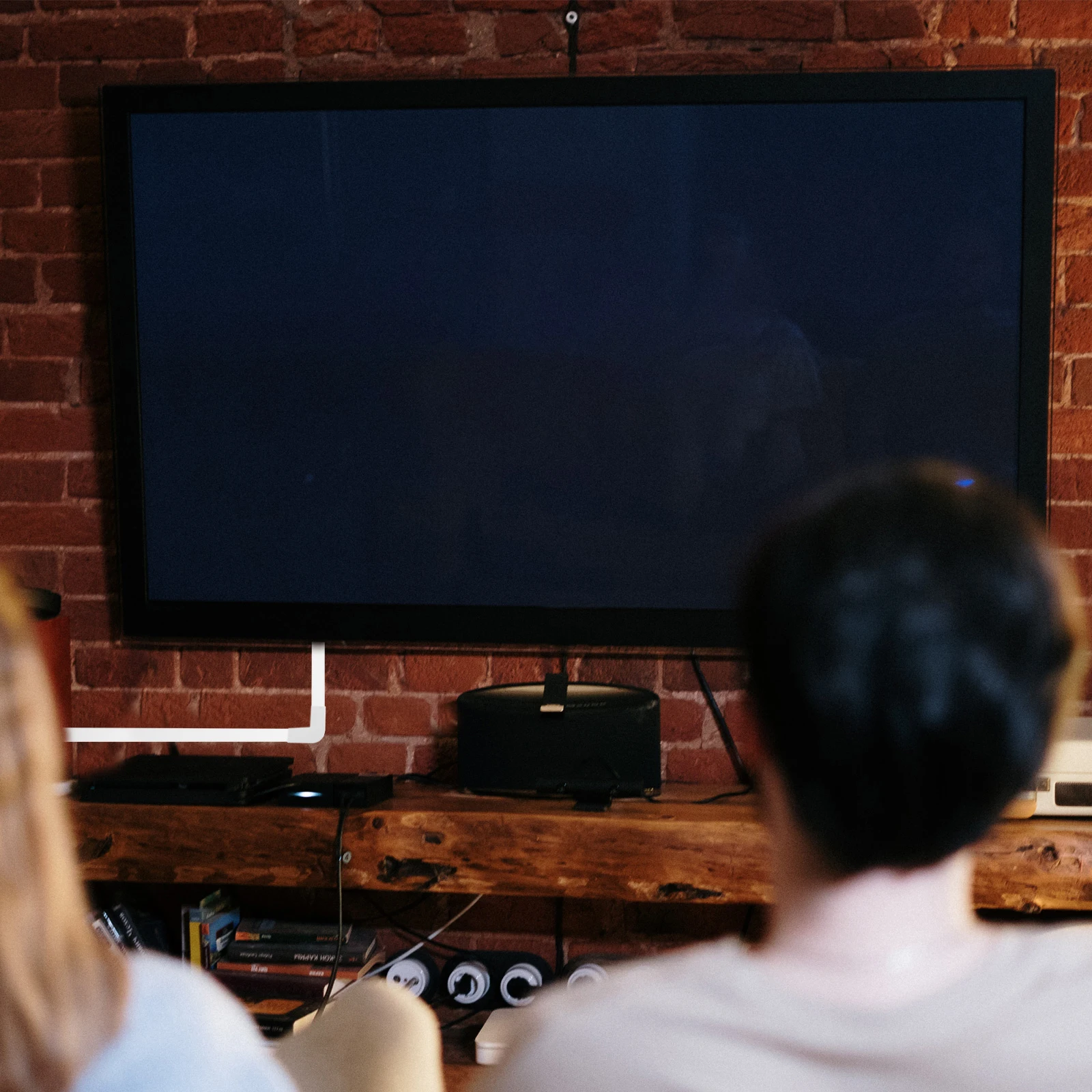 

1 set Wire Covers 40cm PVC Cable Hider Wall Strips Square 12x7mm Wire Concealer for Mounts Cord Management Hide Wires Along