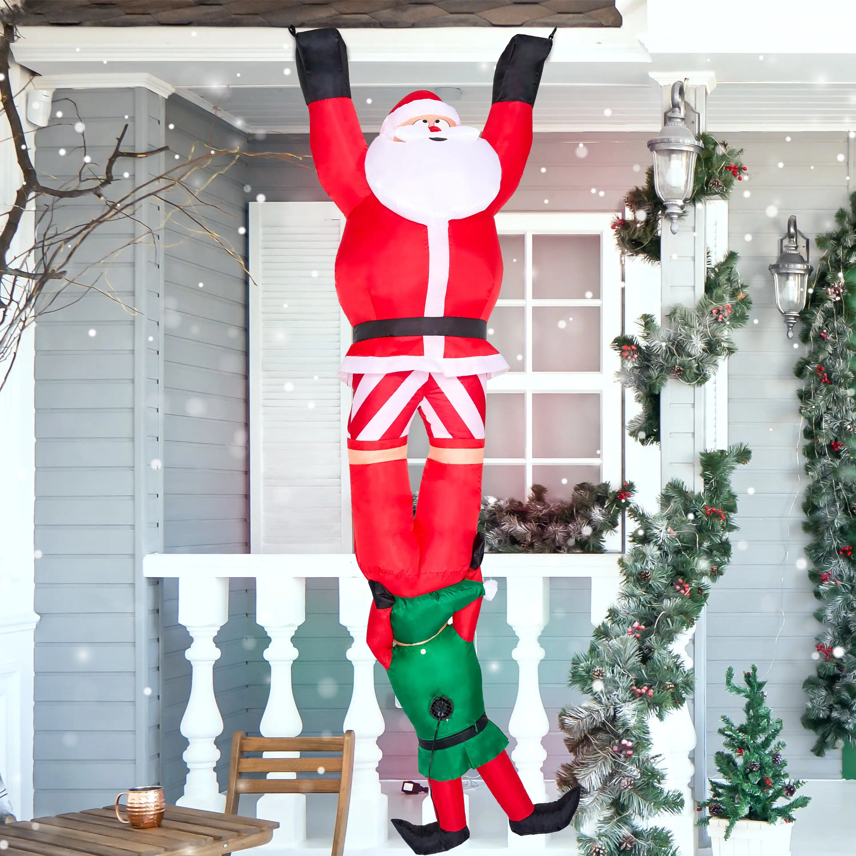 ของตกแต่งคริสต์มาสเป่าลม Joyfy ขนาด 8 ฟุต ซานต้าปีนป่ายพร้อมเอลฟ์ตก ของตกแต่งสนามหญ้าแบบเป่าลมพร้อมไฟ LED ในตัว