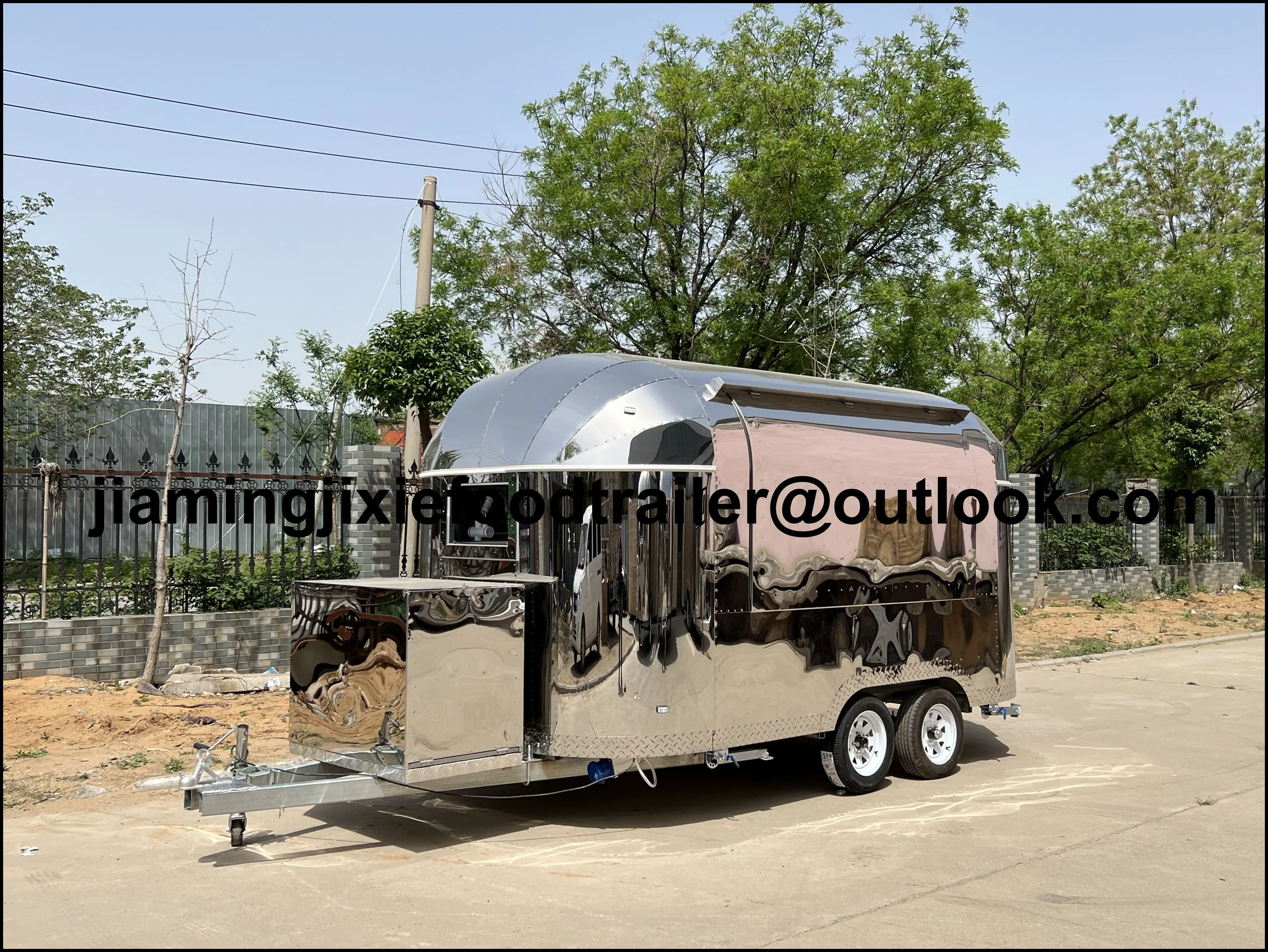 

Commercial Vintage Food Truck Trailer Pizza Fried Chicken Food Trailer Manufacturer Outdoor Street Food Trailer for Sale Usa