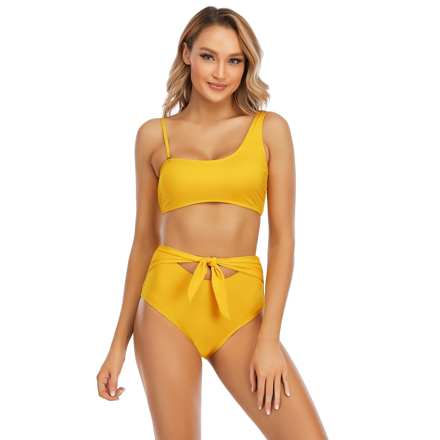 Weibliche Sexy Hosenträger Split Europäischen und Amerikanischen Hohe Taille Strap Bikini Backless Badeanzug Großhandel
