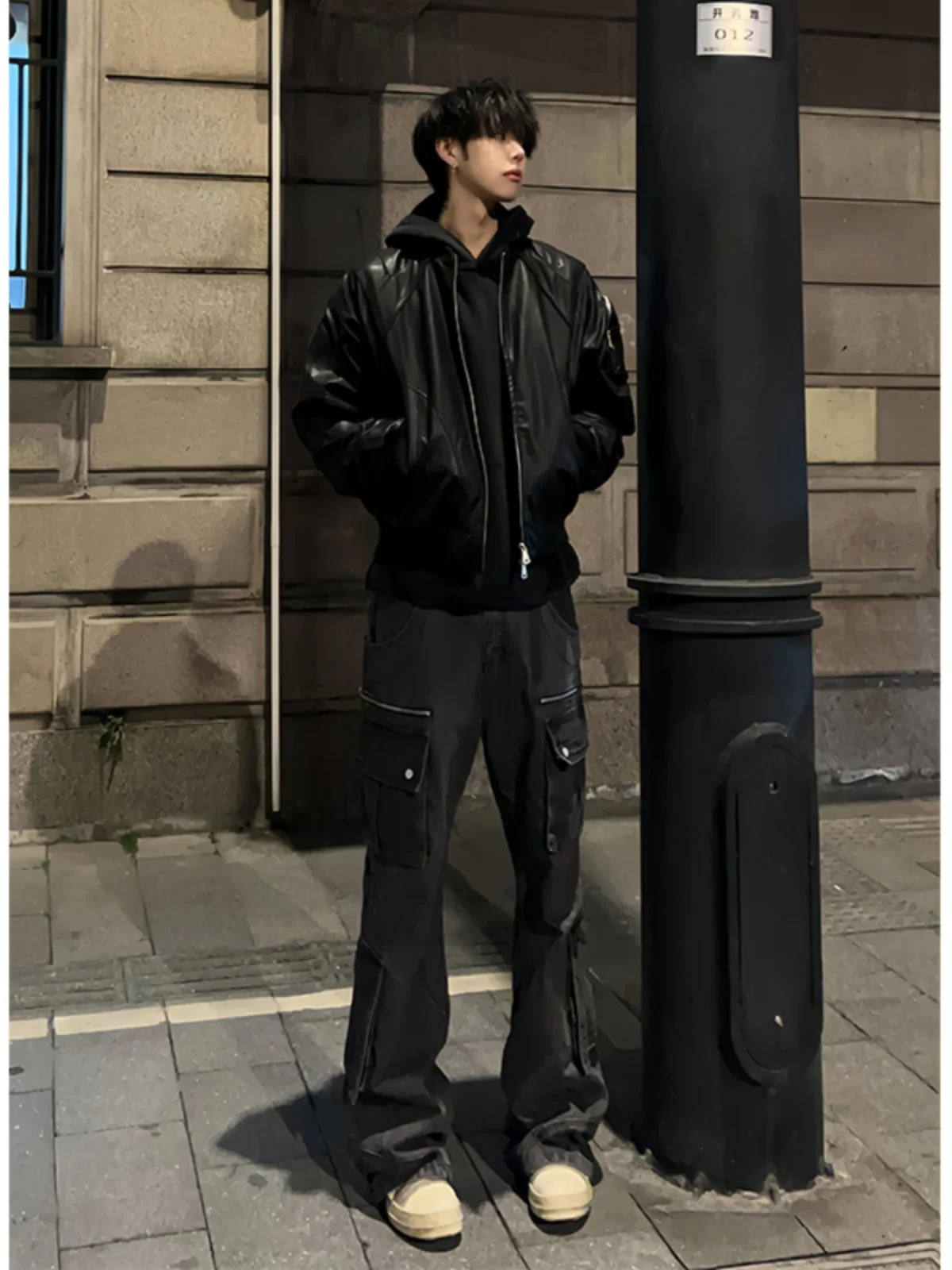 

Cleanfit Men's Workwear Jeans High Street American Sle Bell Bot Design Sensation Long Straight Loose Fit Jeans