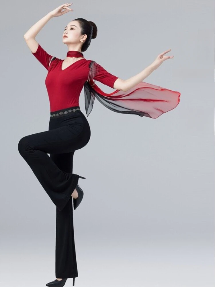 

Однотонный топ с кисточками и v-образным вырезом и расклешенные брюки с высокой талией, женский наряд для современного танца, комплект одежды для сценического выступления