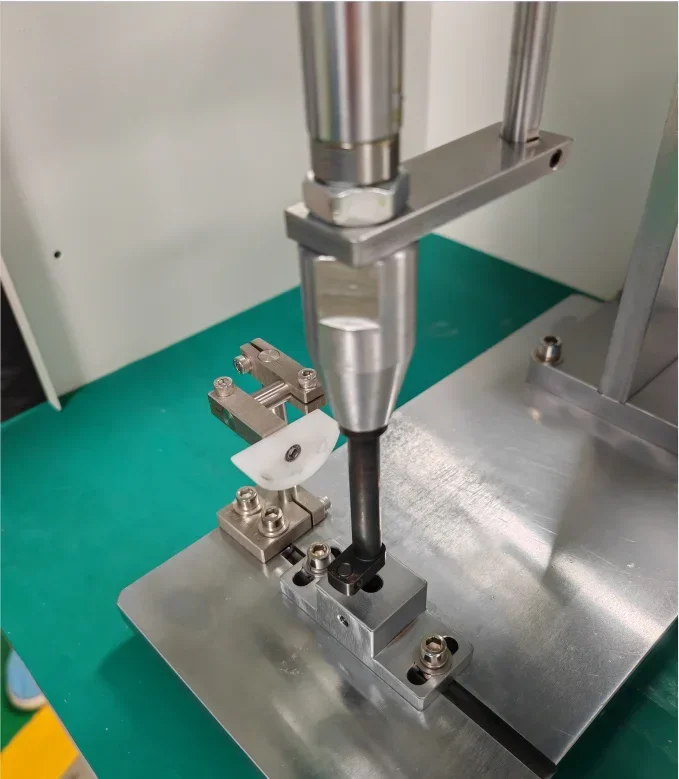 

Automatic terminal crimping machine,Intelligent and high-quality, factory direct sales.