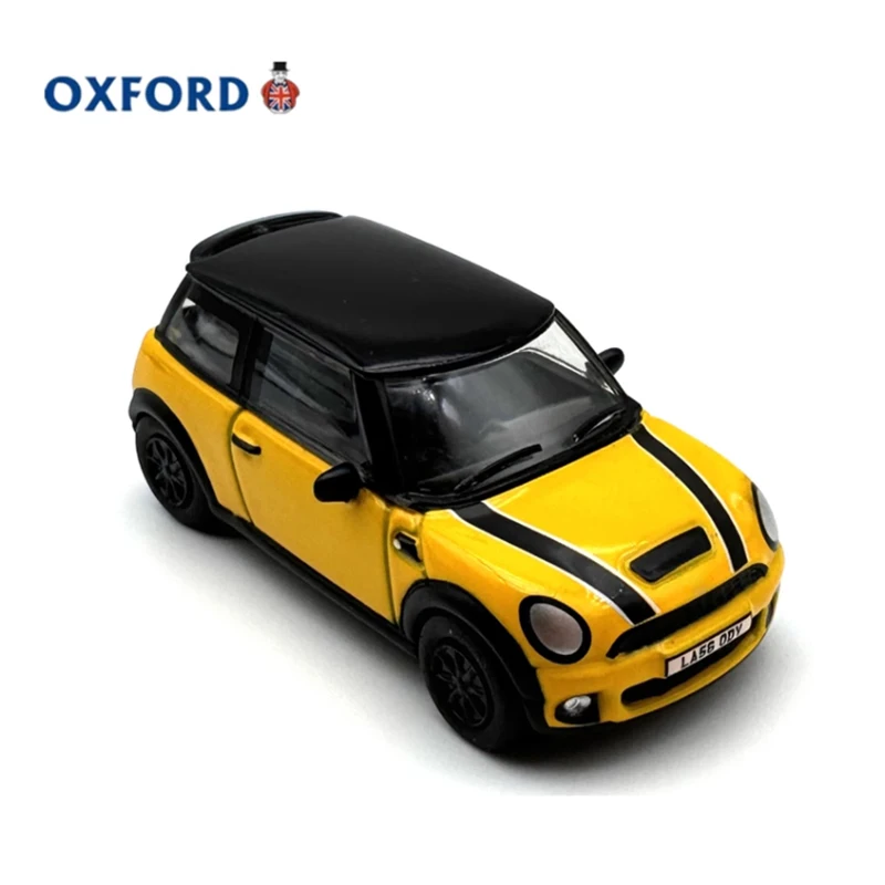 OXFORD Diecast Schaal 1:76 Nieuwe Mini Gele Legering Model Auto Eindproduct Ornament Simulatie Speelgoed Collectie Statisch Model