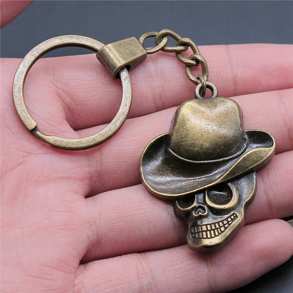 Woemn Men Keychain Keyring Antique Bronze Color 44x35mm Hat Skull Pendant Keyring Gift