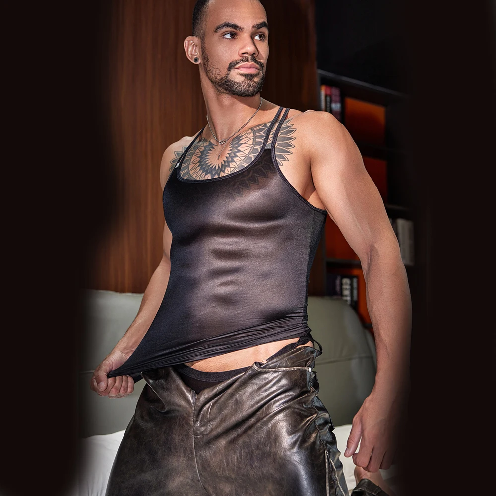 Sexy Männer Öl Glänzend Glänzend Tank Tops Dünne Hohe Elastische Männer Mode Weste Former Tragen Ärmellose T-shirts Allure Kreuz Tops