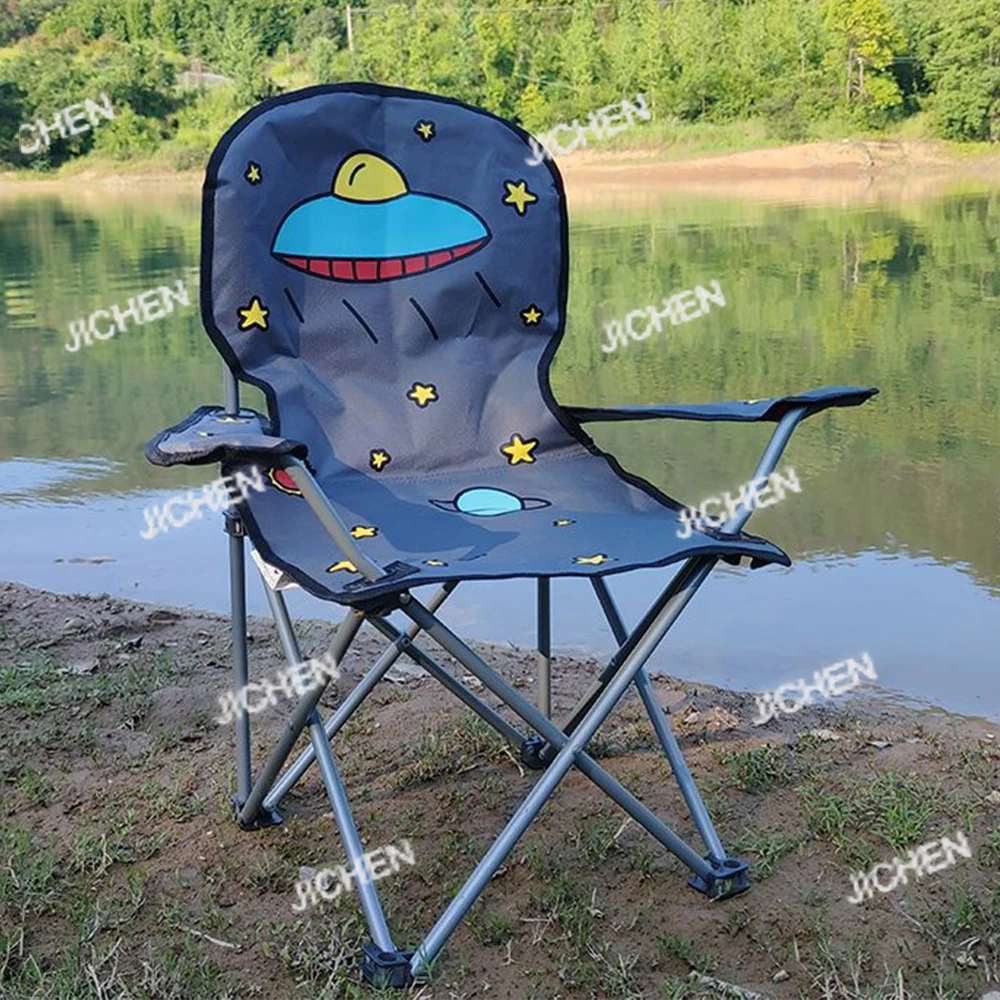 

Миниатюрный портативный складной стул для кемпинга с мультяшным дизайном для детей, пляжное кресло с защитой от защемления и замком безопасности