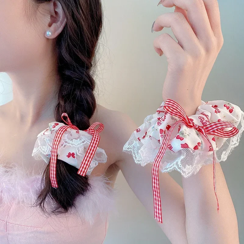 韓国風スイートでキュートなイチゴレースのリボン、大きな腸のヘアタイ、レースのタイ、ボールヘッドとローポニーテールヘッドロープ2個