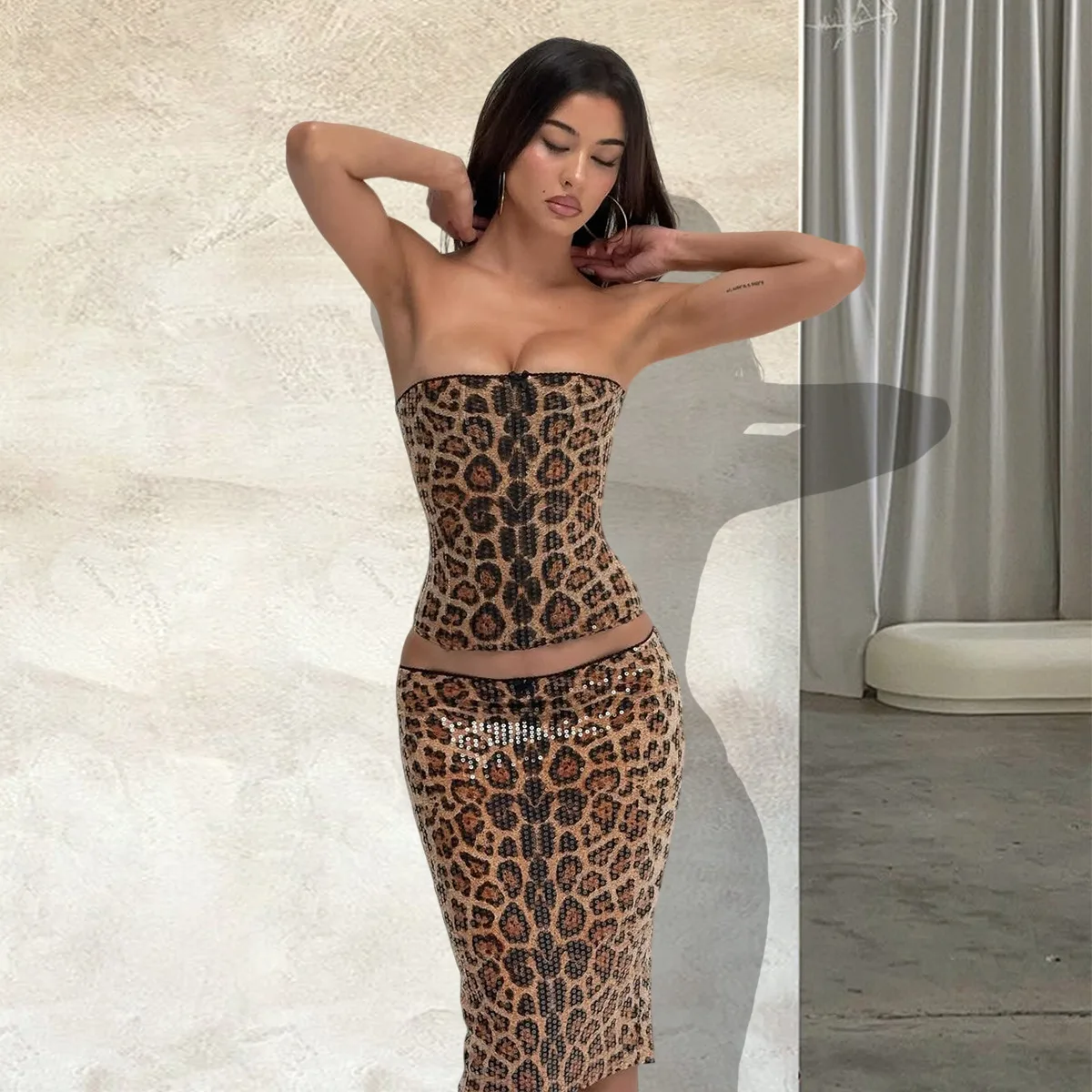 Women's Best-selling Autumn New Arrival Backless Navel-Exposing Printed Sequin European and American Leopard Print Set