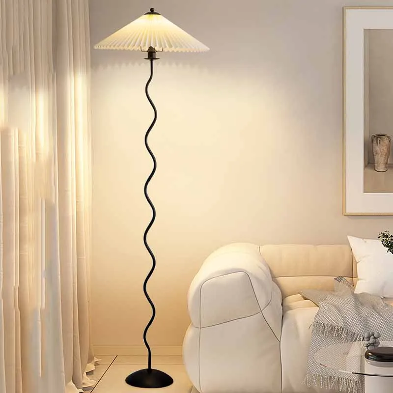 

Balcony Contemporary Floor Lamp Modern Black Italian Minimalist Standing Lamp Elegant Lighting Lampada Da Terra Home Decorations