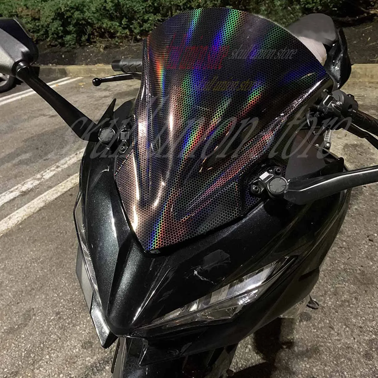 Película de vinilo para luz trasera de faro hexagonal de panal láser para motocicleta y coche, películas de tinte para faros de coche, calcomanía de