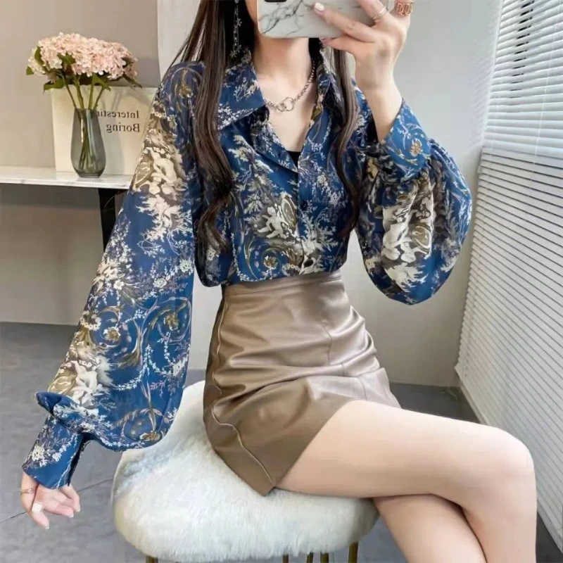 

2024 Summer Women's Casual Fashion Elegant Commuter Lapel Panel Printed Button Loose Bubble Sleeves Simple and Versatile Shirt