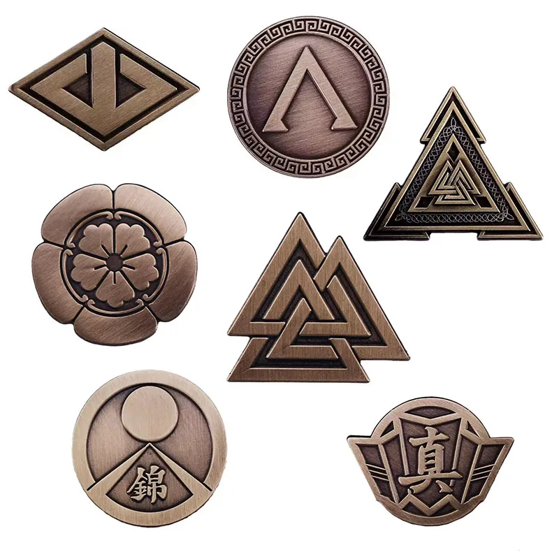 Classic Pattern Retro Metal Brooch Circular Emblem with Text Japanese Style Logo Lapel Pin Backpack Decoration Accessories Gift