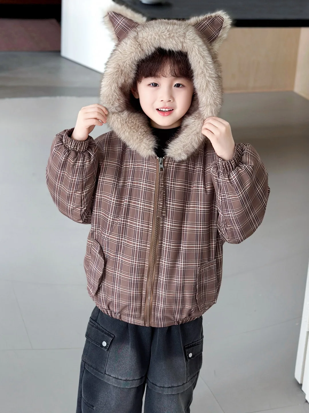 

Хлопковая куртка Thiened Fce на подкладке с капюшоном для мальчиков, модное зимнее пальто в клетку Haome, молодежное пальто на молнии с воротником-стойкой...