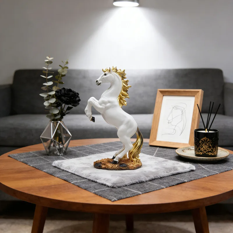 Gilded‑Gold Horse Resin Statue, Vintage Success Mascot Ornament, Wealth‑Attracting Figurine, Indoor Home Decor for Entrance, Off