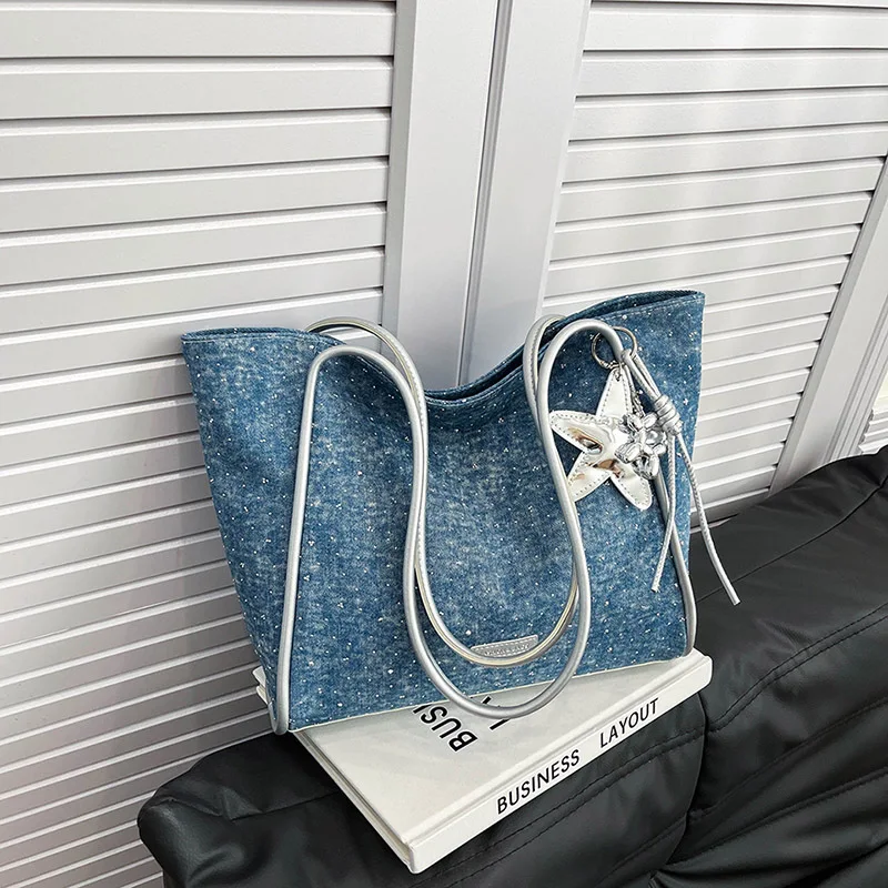 

New Korean Style Large Capacity Denim Tote Bag High Quality Rivet Women Fashion Casual Shoulder Bag Guangzhou High Quality Bag