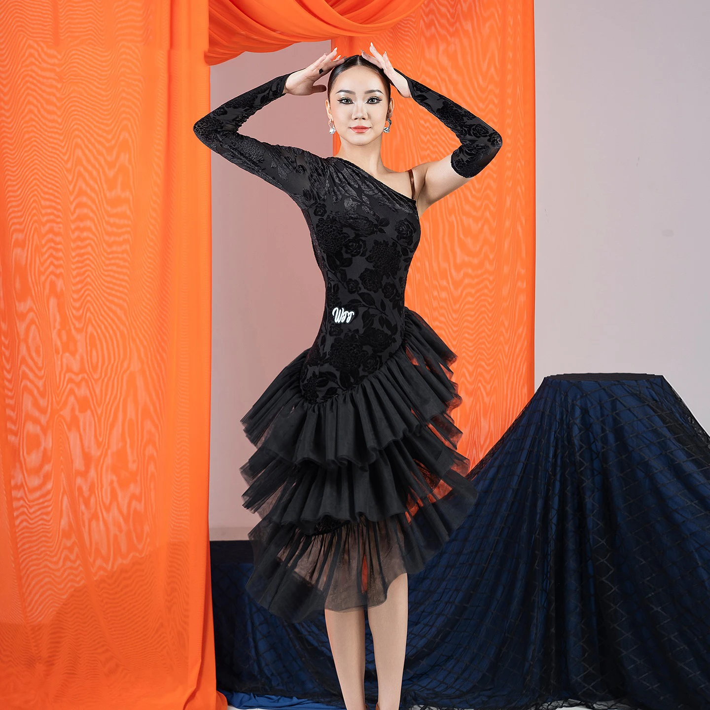 

New Latin Dance Dress Women Slant Shoulder Cake Ruffles Black Dress Adult Ruma Cha Cha Tango Dance Performance Clothes DNV25137