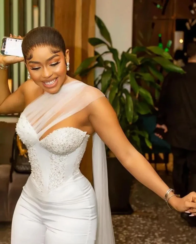 Moderne Damen-Overalls, Brautkleider, herzförmig, trägerlos, zweiter Empfangskleid, Korsett, Schnürung, individuelle Brautmode