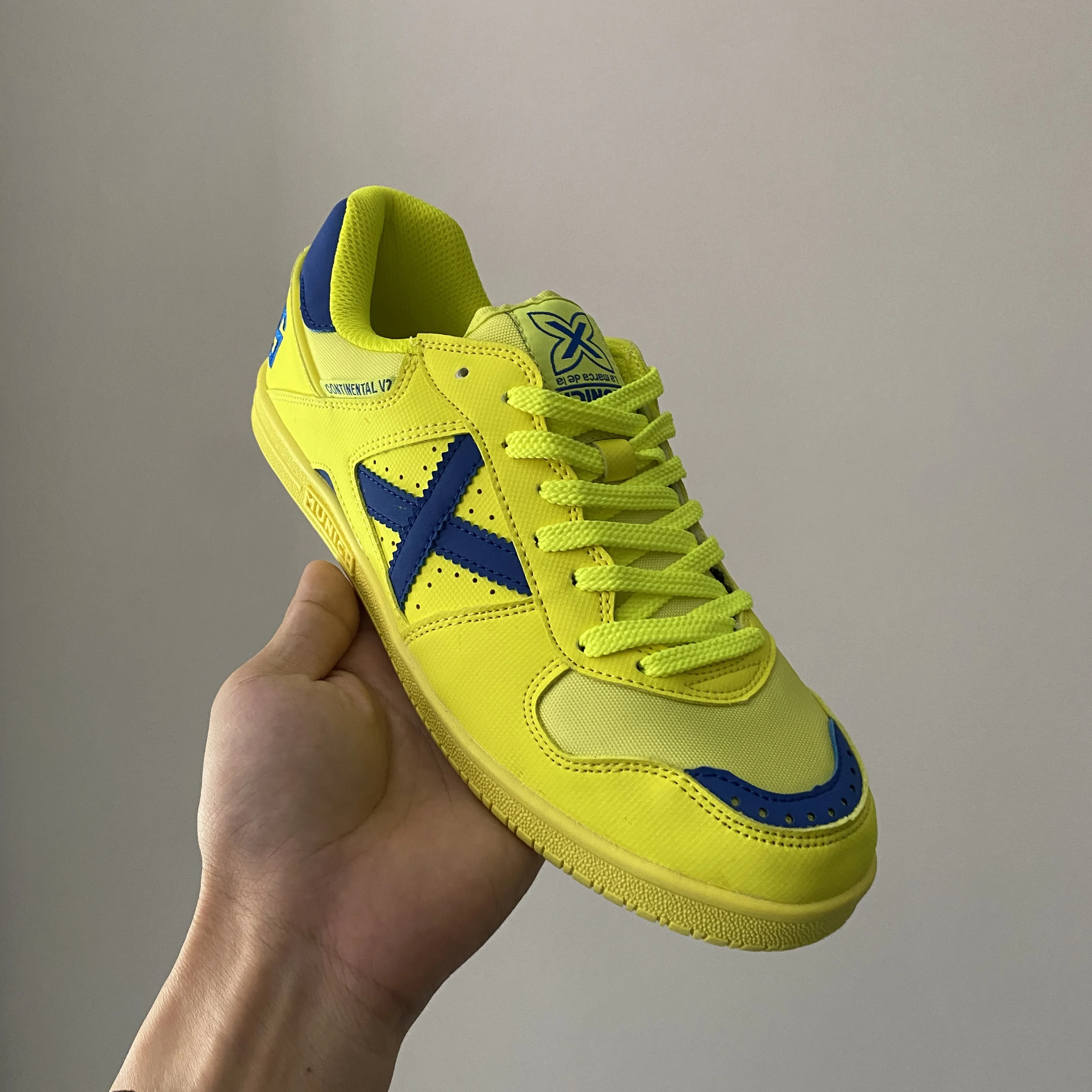 New 2025 Neutral Wrestling Boots Men's High Top Wrestling Shoes Quality Boxing Shoes Men's Breathable Gym Shoes