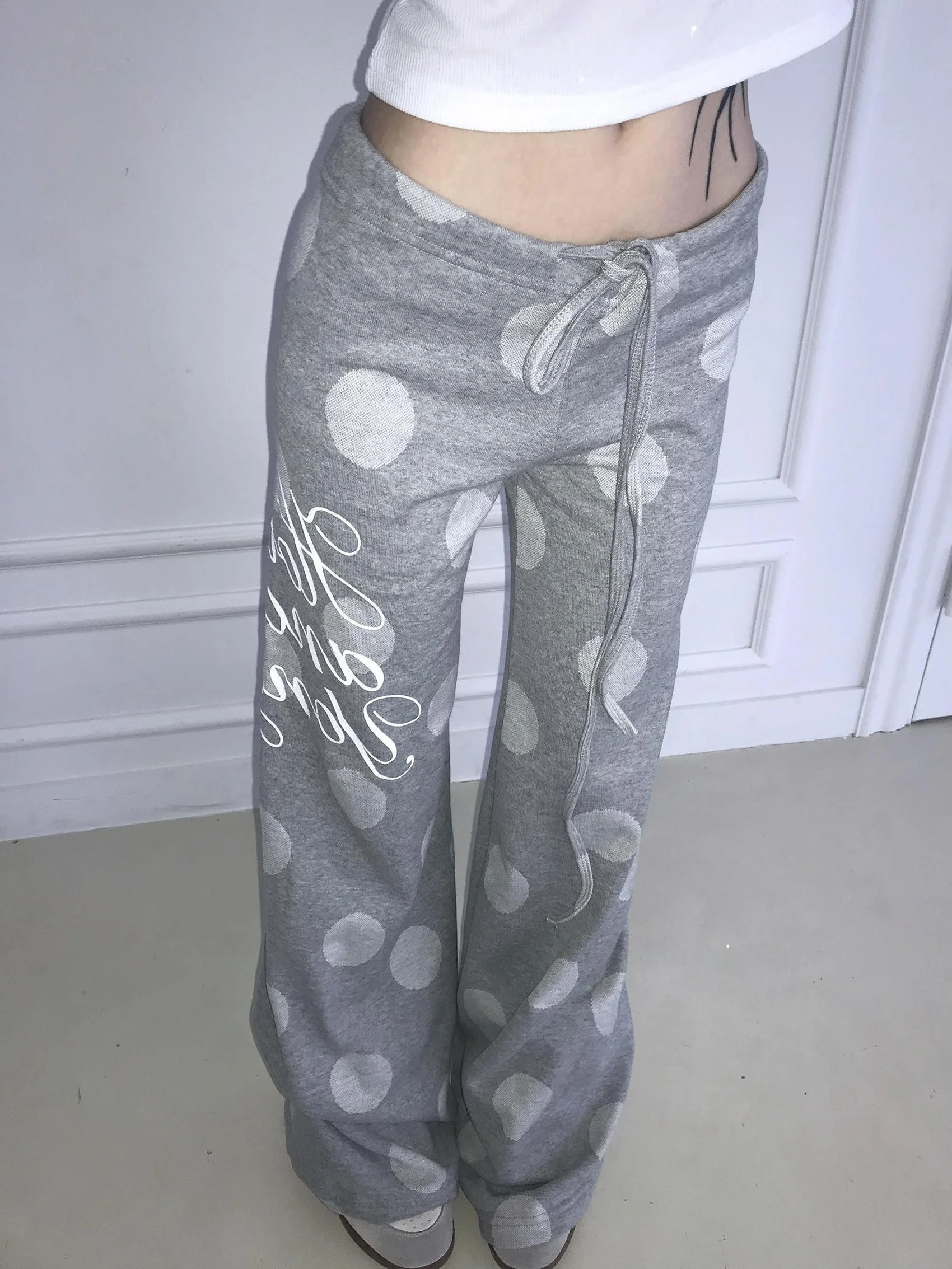 

Low Waist American Style Streetwear Casual Pants Checkered Straight Leg Belted Large Polka Dot Slimming Casual Trousers